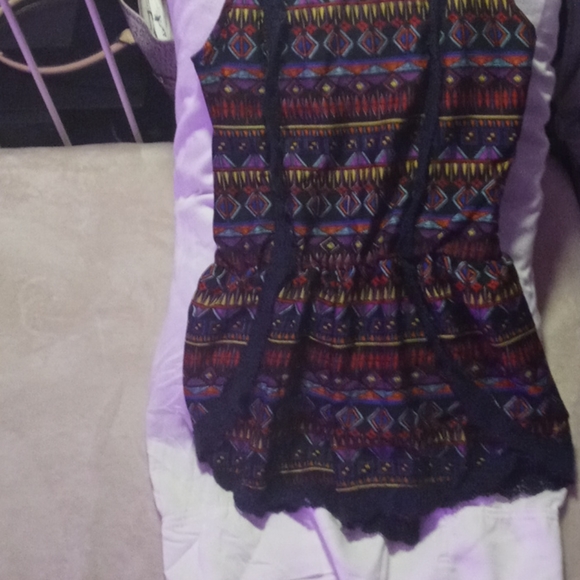 Romper - Picture 2 of 2